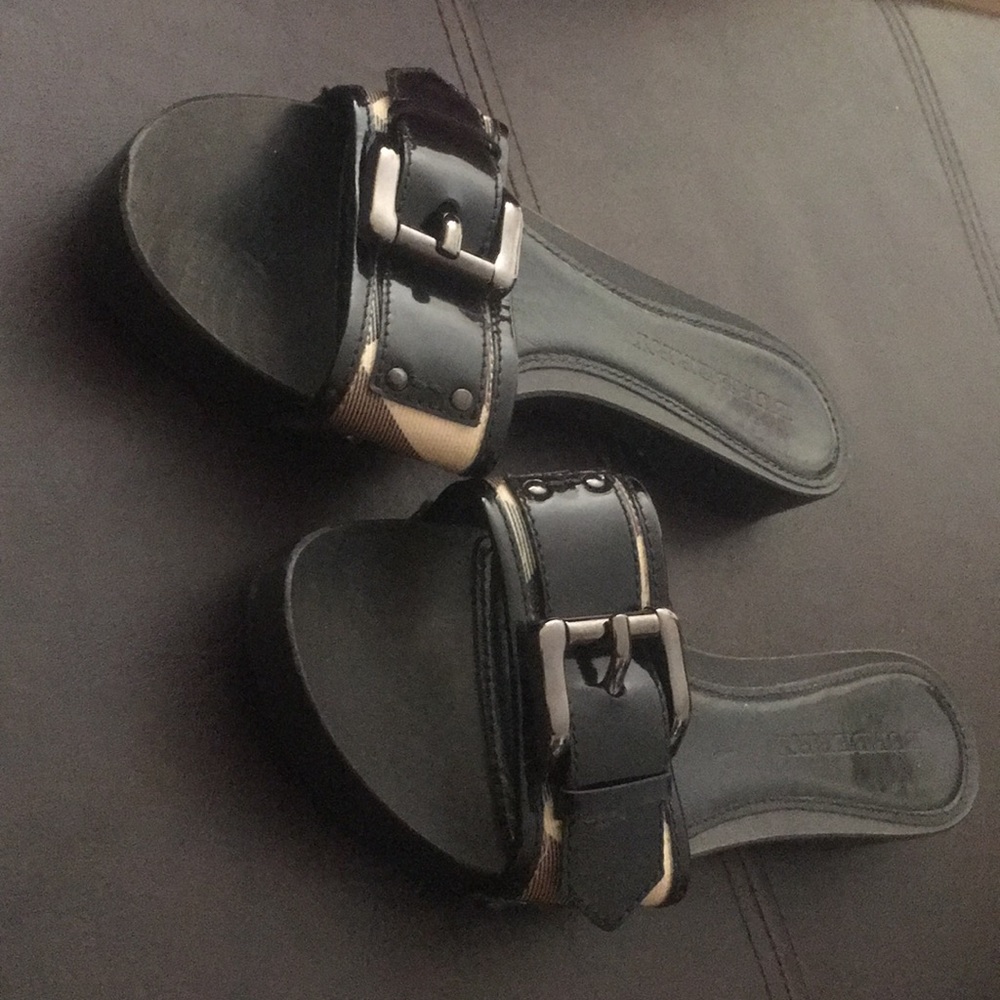 Burberry Sliders